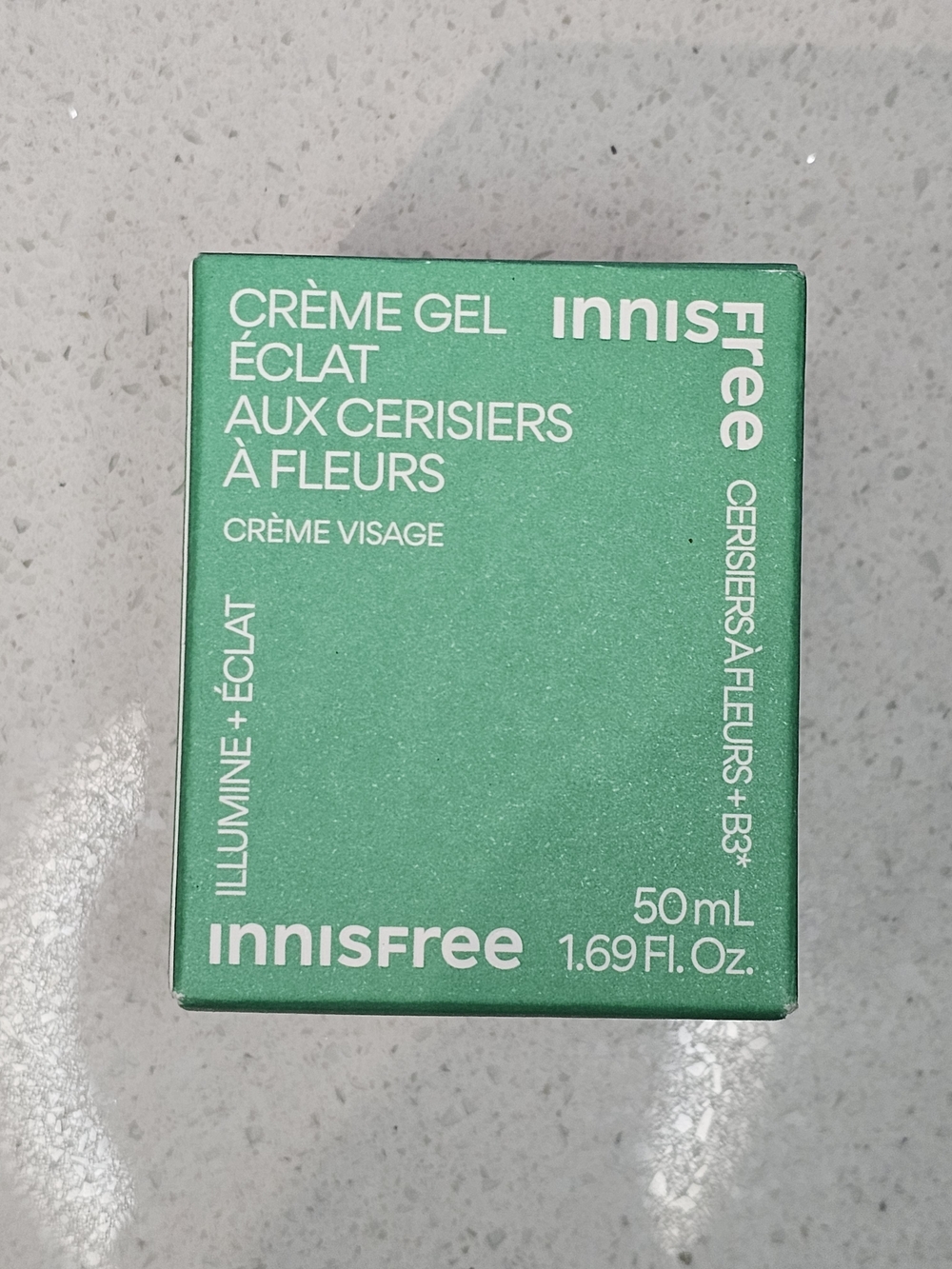 Innisfree Cherry Blossom Glow Jelly Cream - Picture 4 of 11